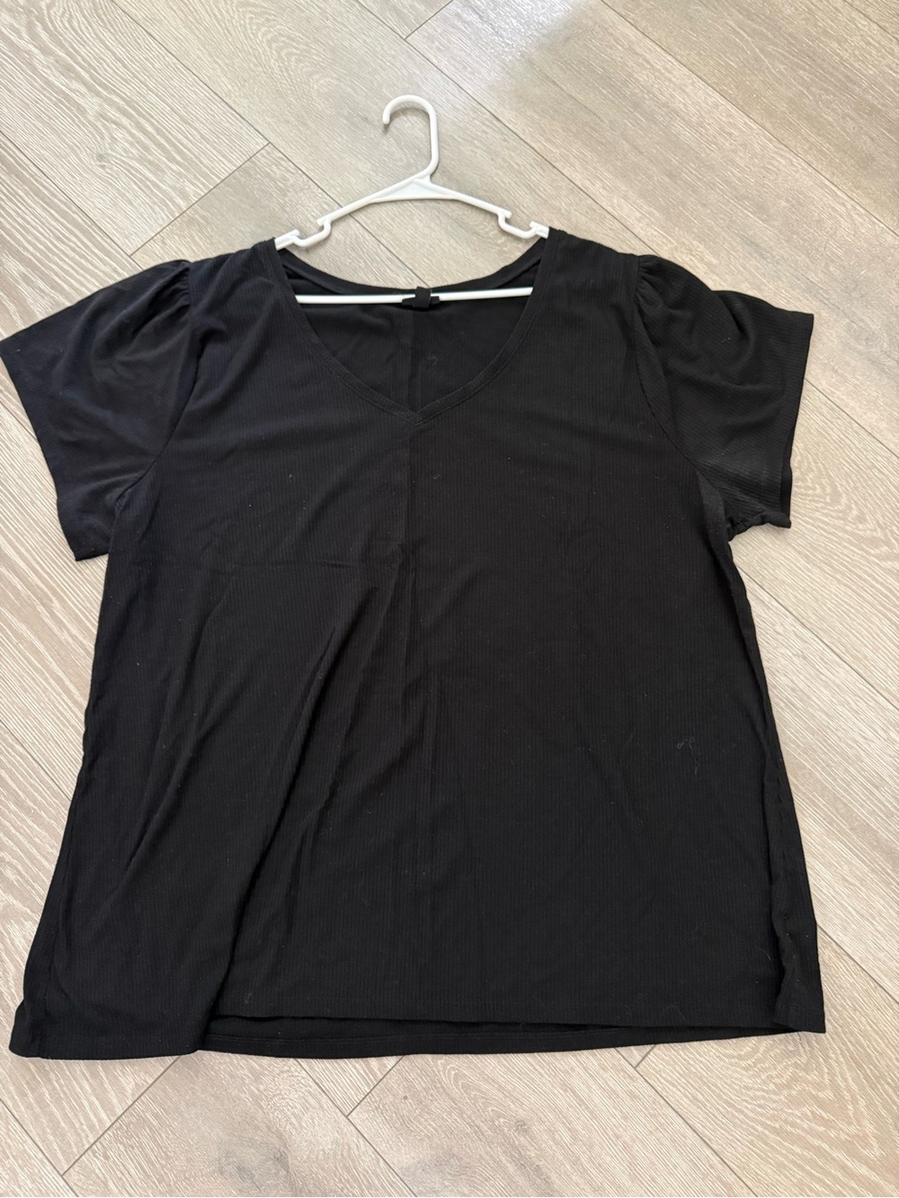 Torrid 5X Black V-Neck Short Sleeve Ribbed Top
